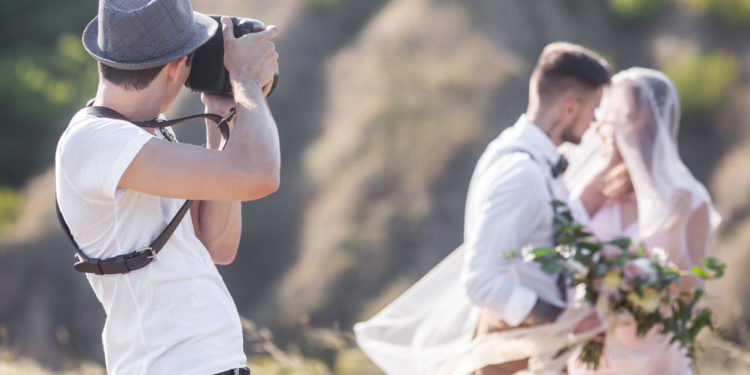 Comment devenir photographe de mariage ?